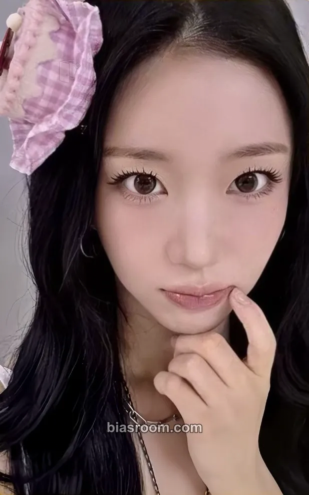 Sumin STAYC 5th Anniversary Photocard - STAYC - STAYC K-pop photocard