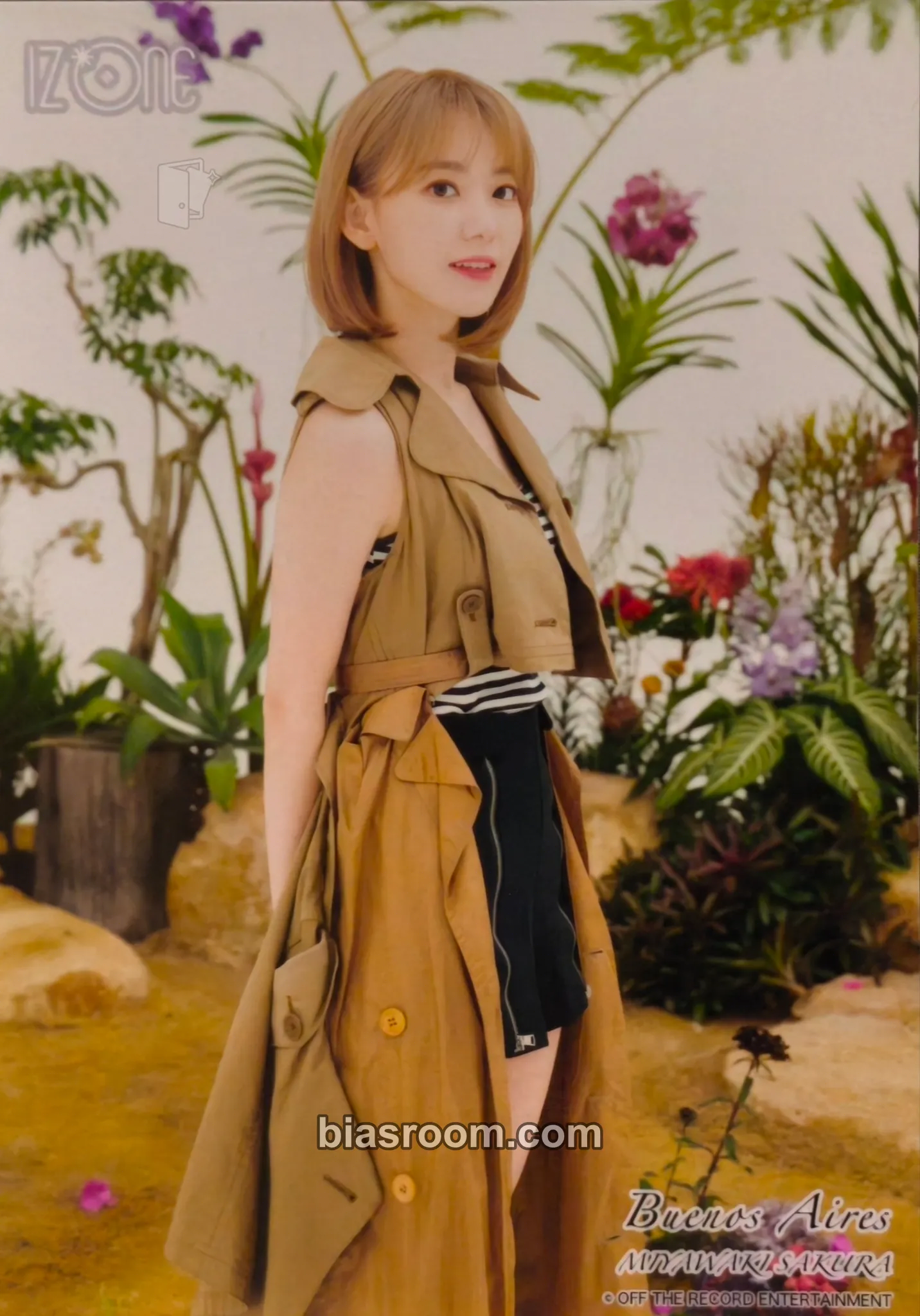 Sakura Buenos Aires Photocard - IZ*ONE - IZ*ONE K-pop photocard