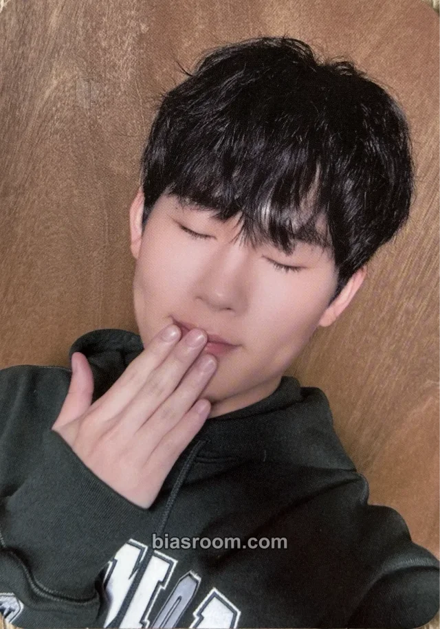 MONSTA X - Joohoney - 'Monologue' The 10th Anniversary Pop-Up Store Event lucky draw (LD) pop-up exclusive stamp event