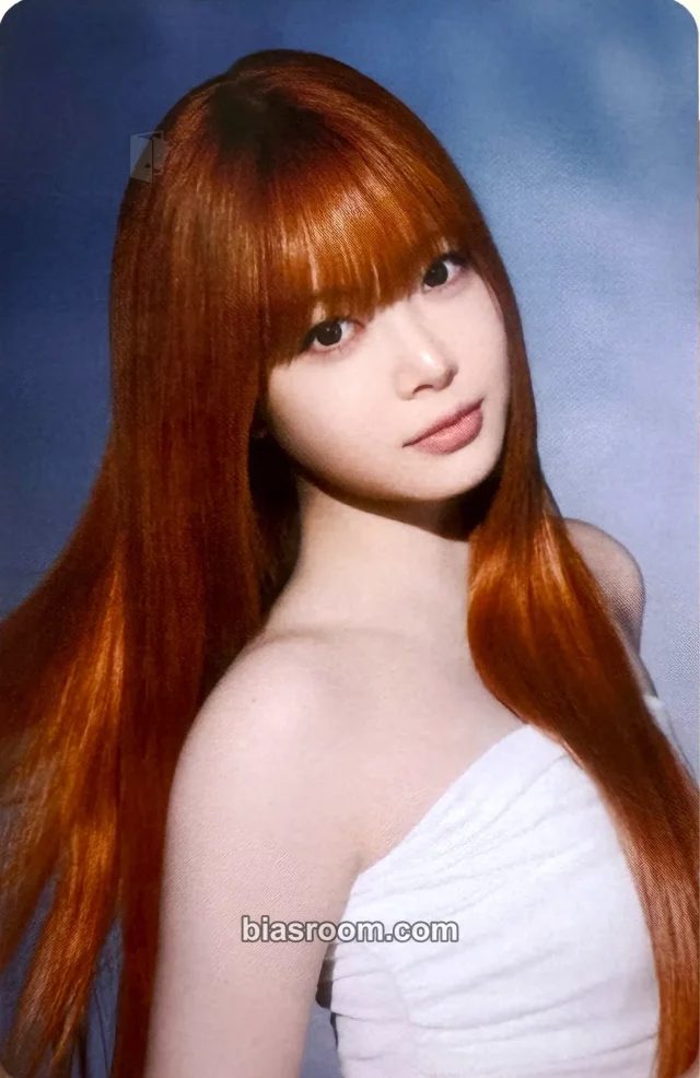 LE SSERAFIM - Hong Eunchae - Pureflow Tour (2026) Event japan merch photocard trading card