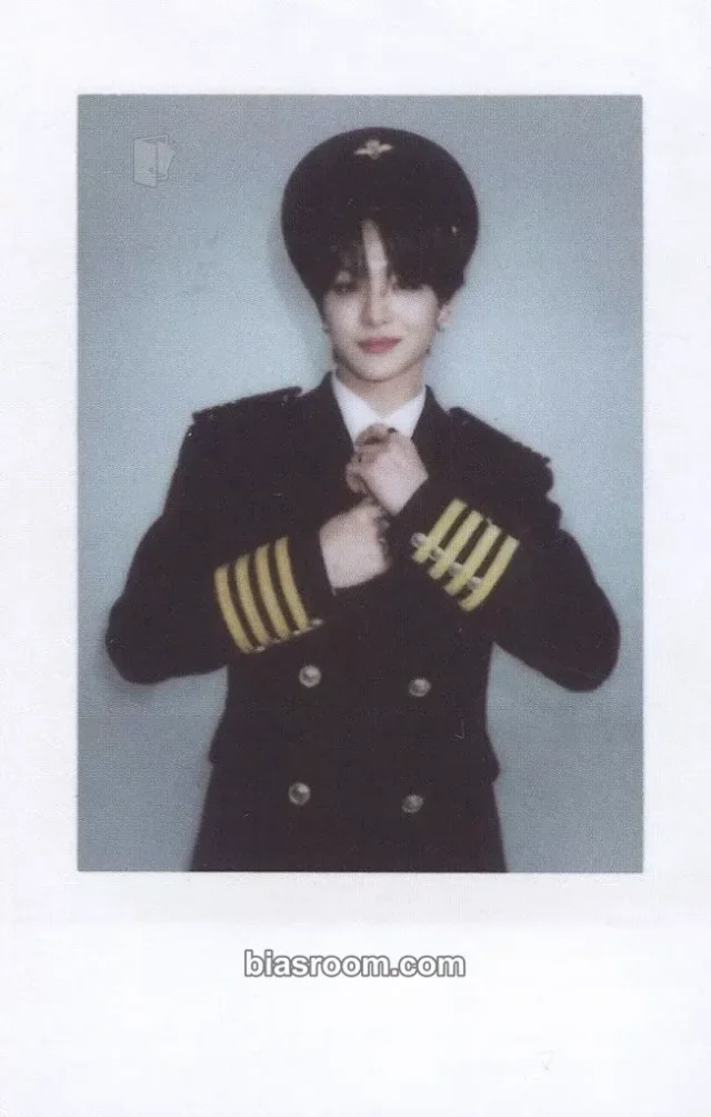 TREASURE - Jihoon - 2024 Welcoming Collection Other kit photocard polaroid item set B version random photocard welcome kit