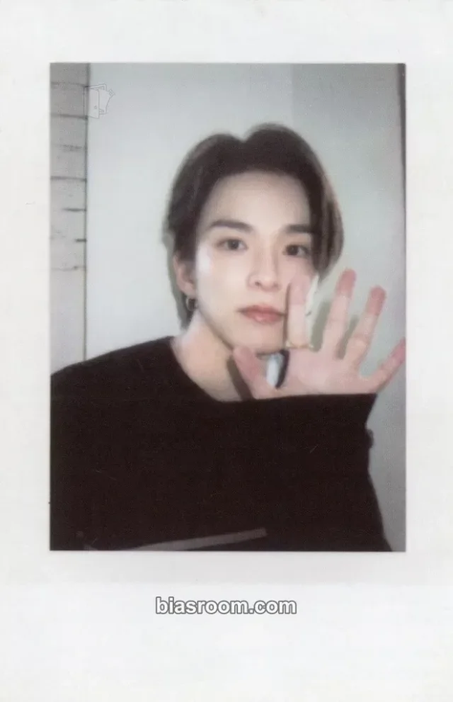TREASURE - Asahi - 2024 Welcoming Collection Other kit photocard polaroid item set C version random photocard welcome kit