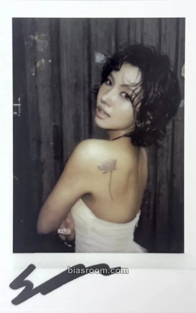 i-dle - Soyeon - We made Album muvve polaroid pob (pre-order benefit) set benefit printed signature