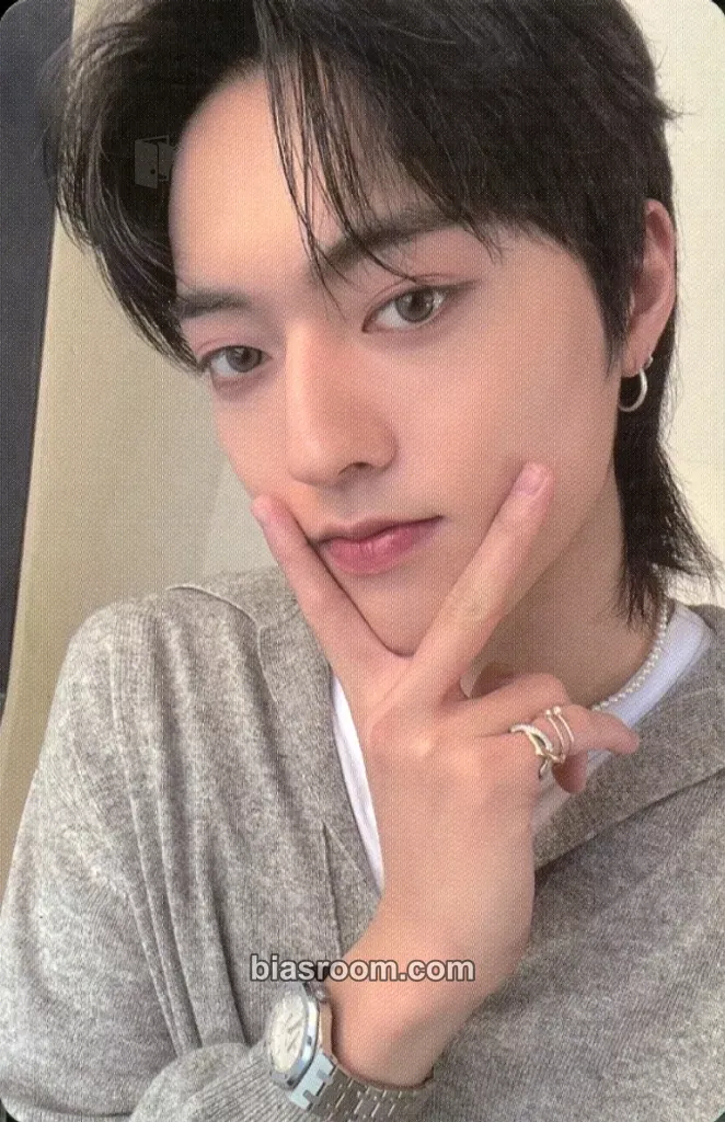 Haruto 2024 Welcoming Collection Photocard - TREASURE - TREASURE K-pop photocard