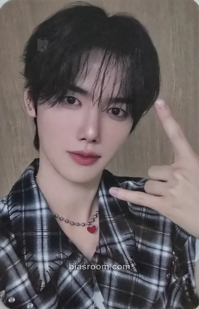 CRAVITY - Minhee - Dare to Crave Album mymusictaste (mmt) round 2 video call (fancall)