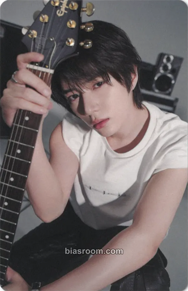 Beomgyu 2026 MOA Con Photocard - TOMORROW X TOGETHER - TOMORROW X TOGETHER K-pop photocard
