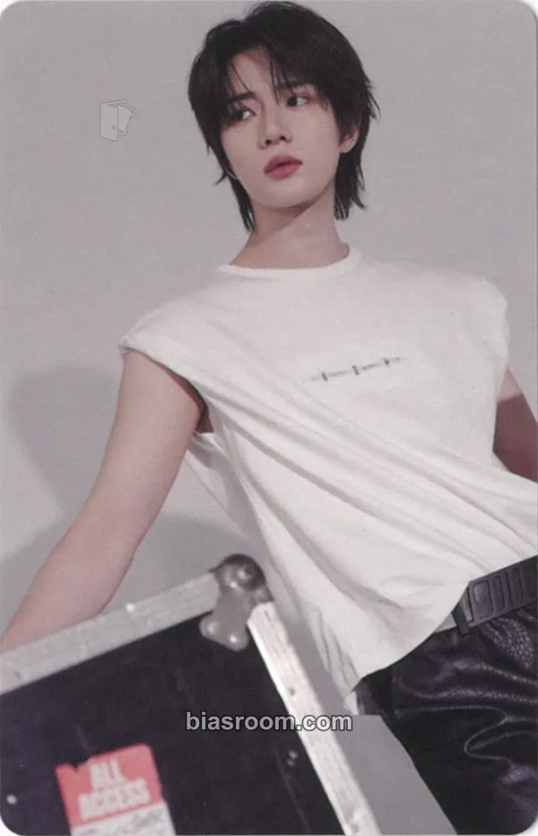 Beomgyu 2026 MOA Con Photocard - TOMORROW X TOGETHER - TOMORROW X TOGETHER K-pop photocard