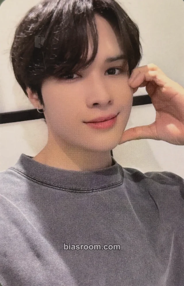 B.D.U - Jay Chang - B.D.U Official MD Other slogan banner merch photocard