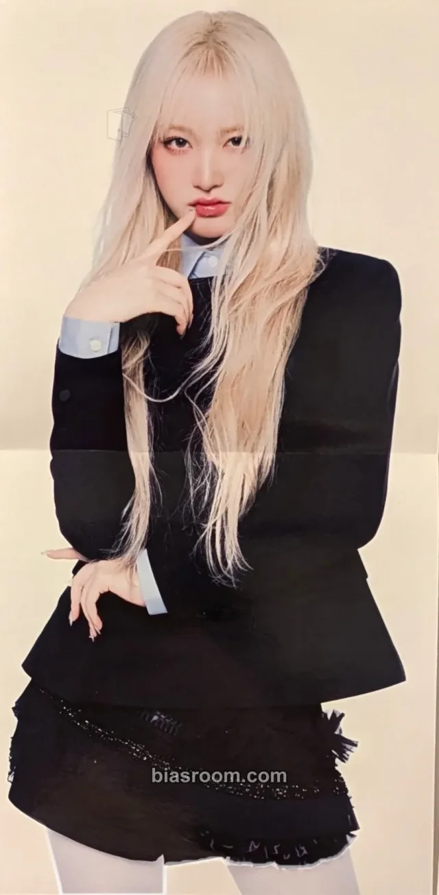 IVE - Liz - IVE EMPATHY Album album inclusion mini poster digipack version