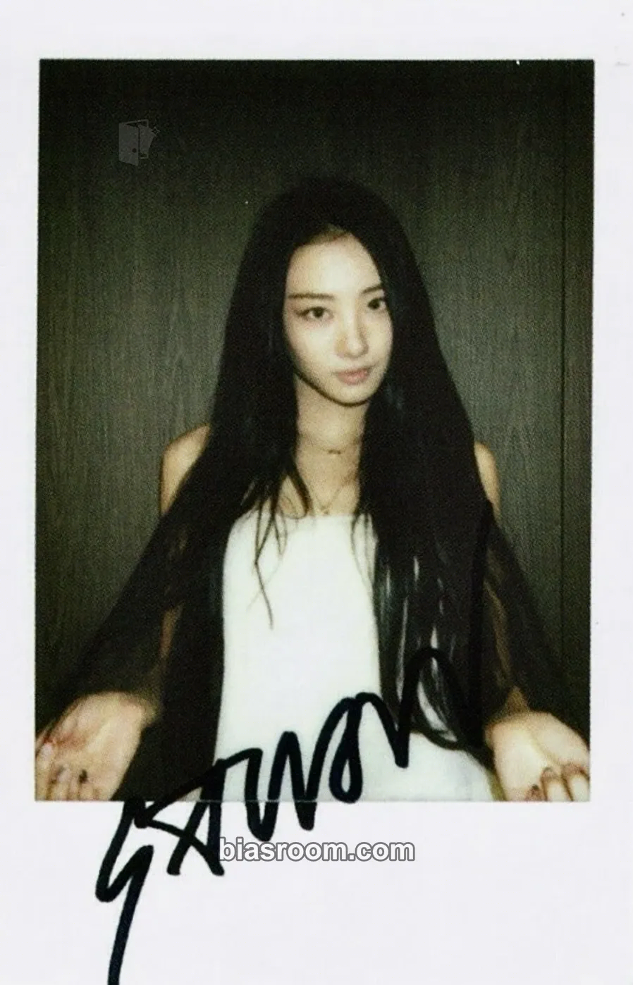 Gawon BITE NOW Photocard - MEOVV - MEOVV K-pop photocard