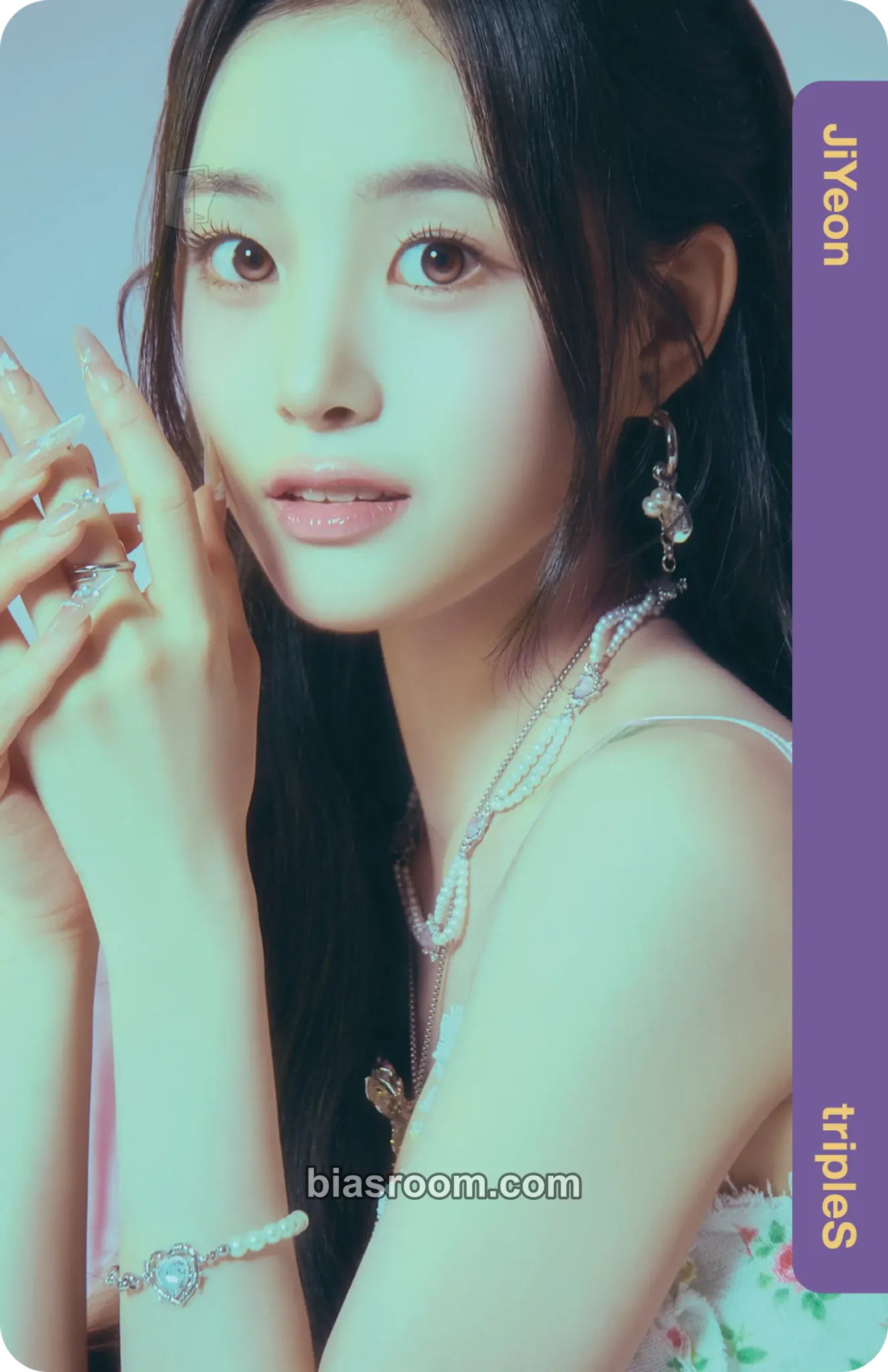 Jiyeon Dream Dress Photocard - tripleS - tripleS K-pop photocard