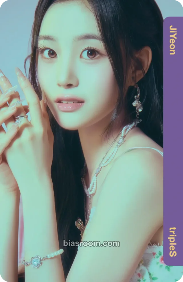 tripleS - Jiyeon - Dream Dress Album merch photocard special event tokyo