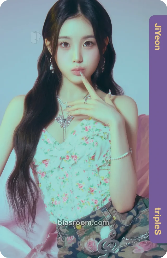 tripleS - Jiyeon - Dream Dress Album merch photocard special event tokyo