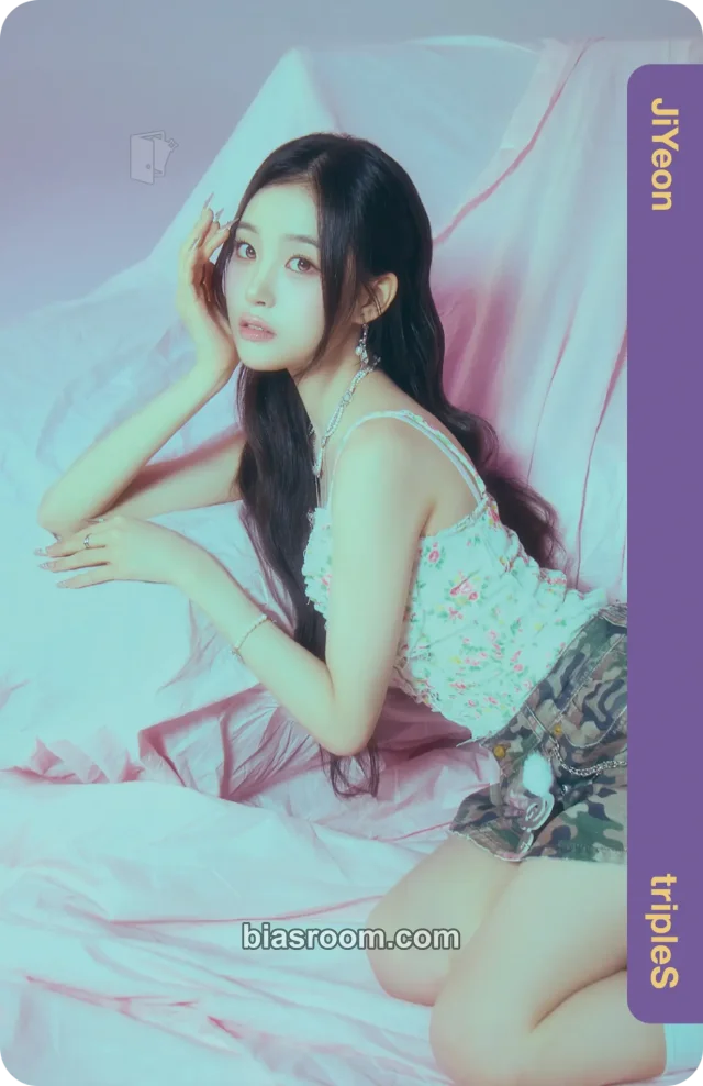 tripleS - Jiyeon - Dream Dress Album merch photocard special event tokyo