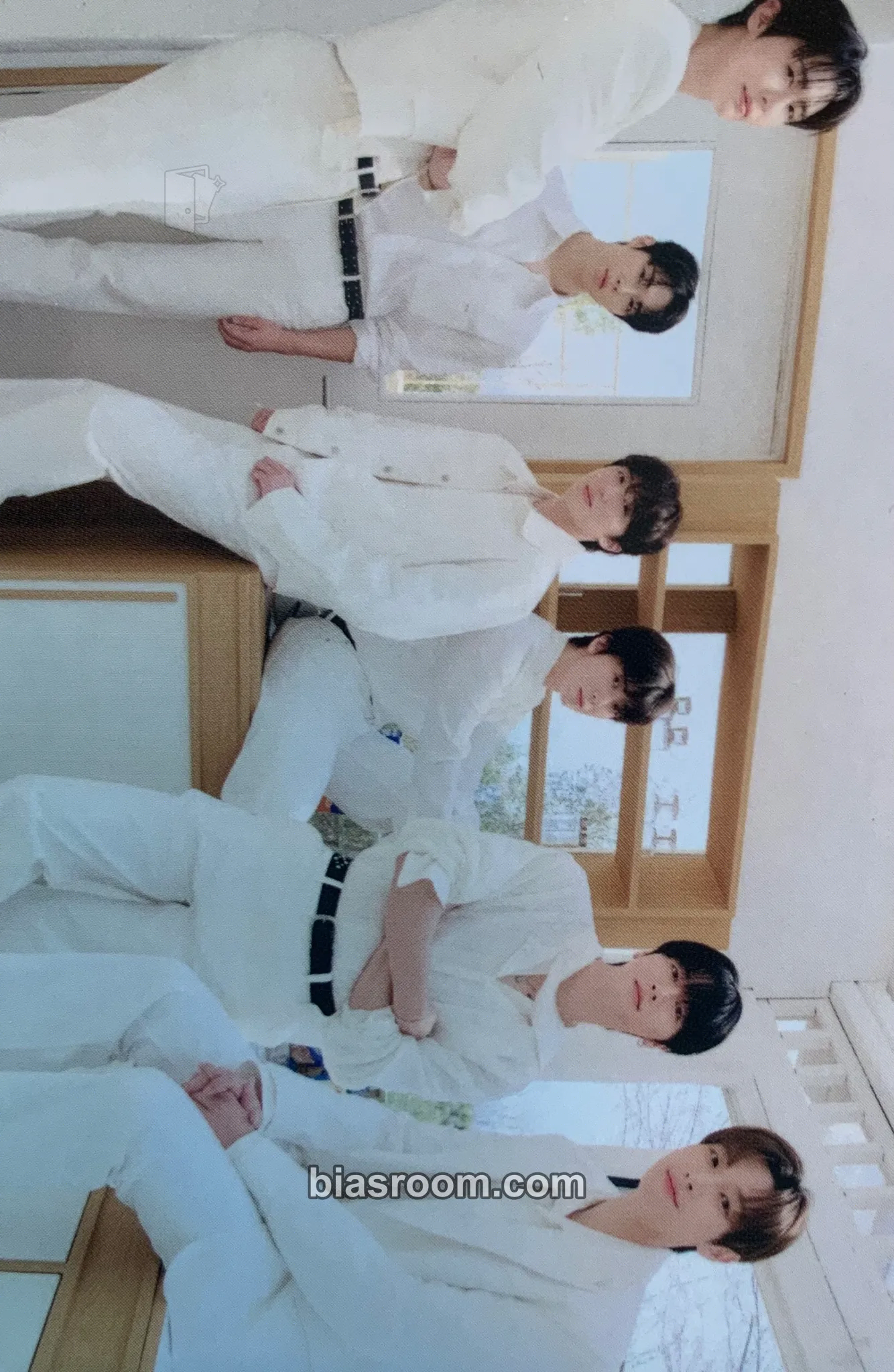 About Love (Japanese version) Photocard - SF9 - SF9 K-pop photocard