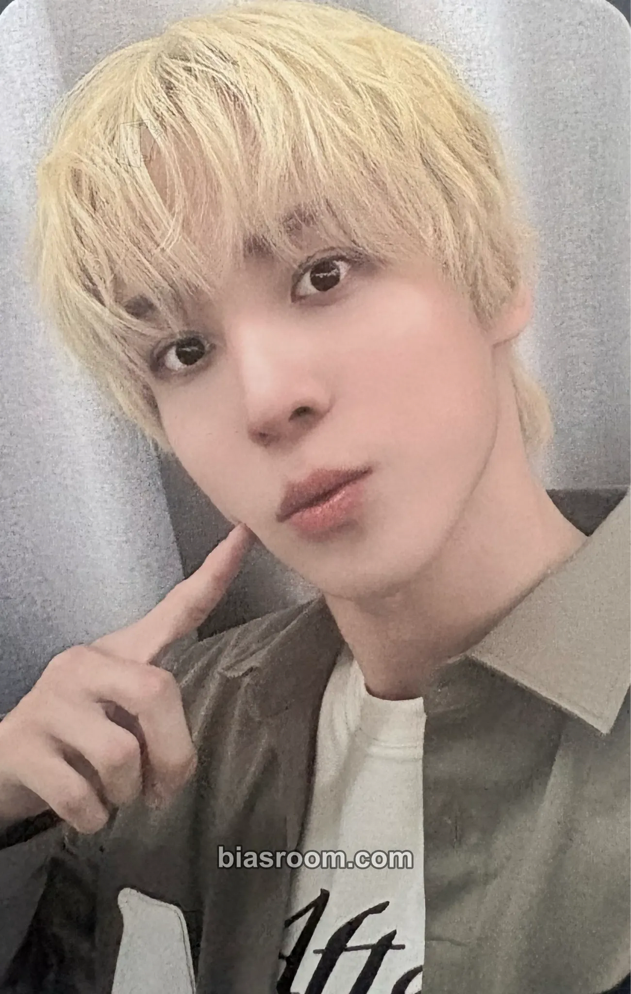 Yunho GOLDEN HOUR : Part.5 Photocard - ATEEZ - ATEEZ K-pop photocard
