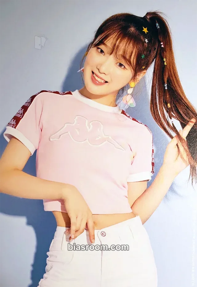 OH MY GIRL - Seunghee - 2019 Season's Greetings Other postcard item set season's greetings
