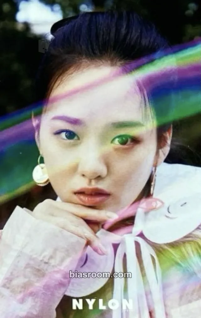 NiziU - Rio - Niziu x Nylon Magazine Other magazine photocard nylon magazine group cover