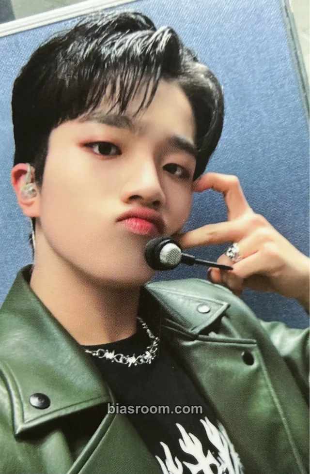 TRENDZ - Yechan - BLUE SET Chapter 1. TRACKS Album makestar