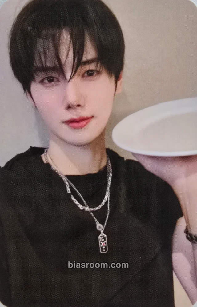 CRAVITY - Minhee - Dare to Crave Album video call (fancall) withmuu/withdrama round 4 fansign