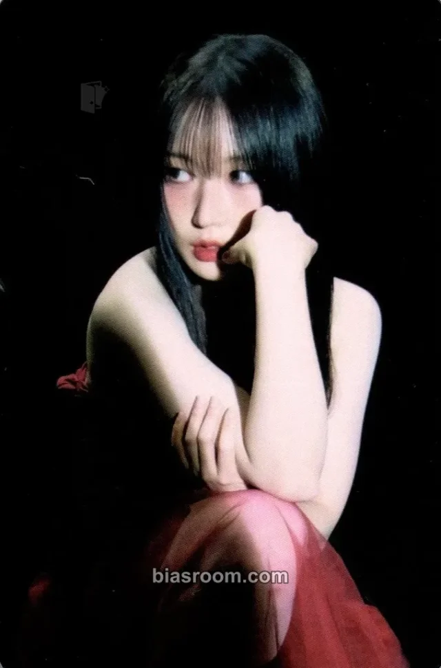 NMIXX - Haewon - Blue Valentine Album everline pop-up merch photocard purchase benefit