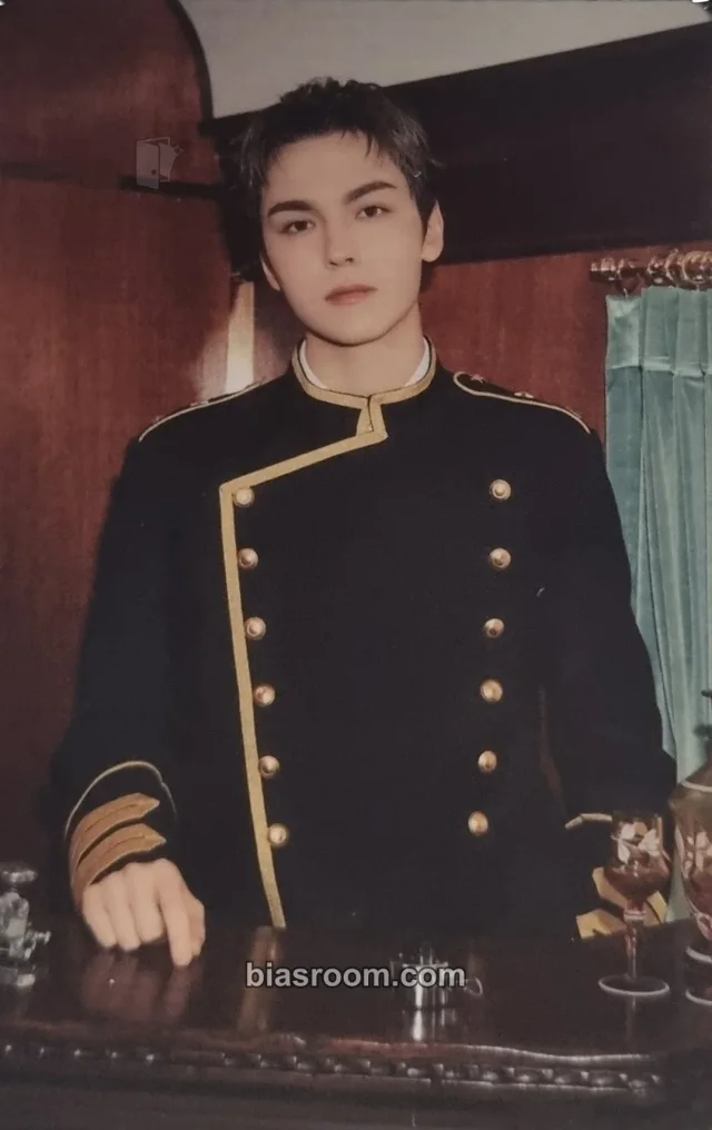 SEVENTEEN - Vernon - 2026 10TH SVT IN CARAT LAND Event merch photocard trading card