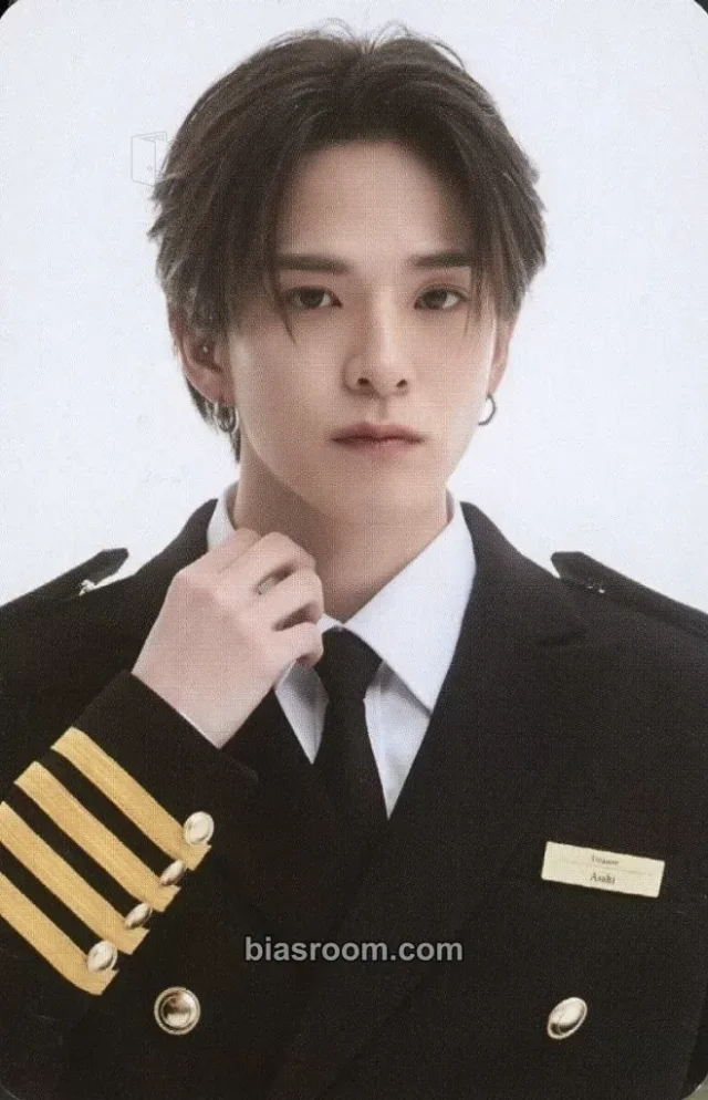 TREASURE - Asahi - 2024 Welcoming Collection Other merch photocard trading card A version