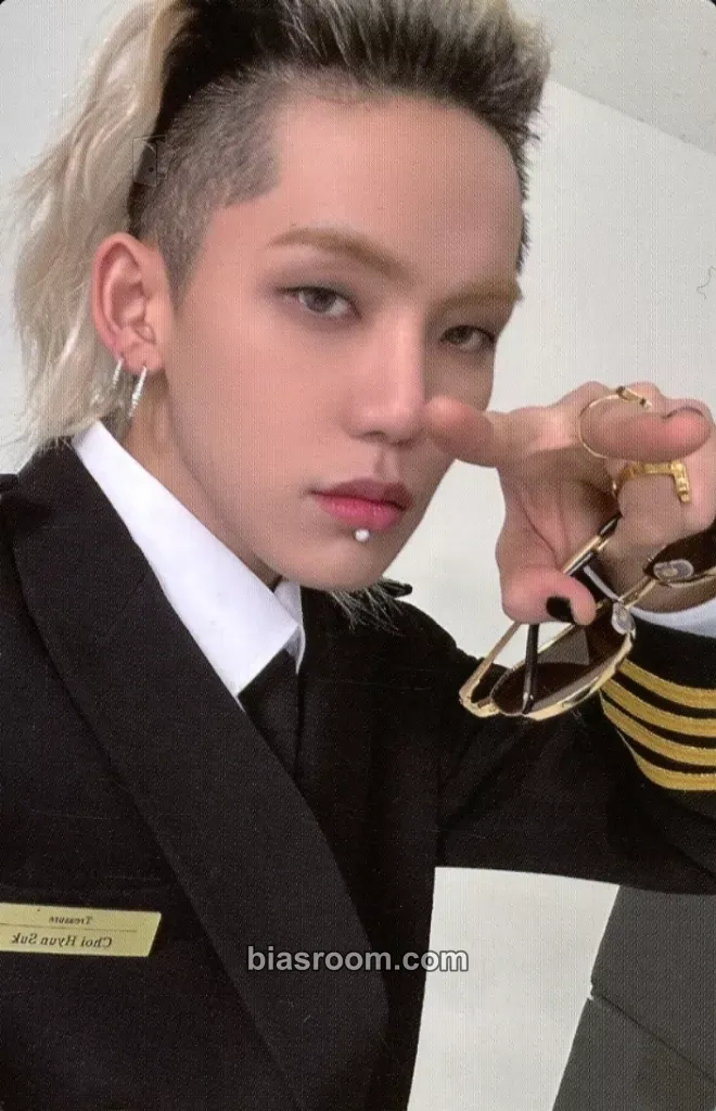 Choi Hyunsuk 2024 Welcoming Collection Photocard - TREASURE - TREASURE K-pop photocard