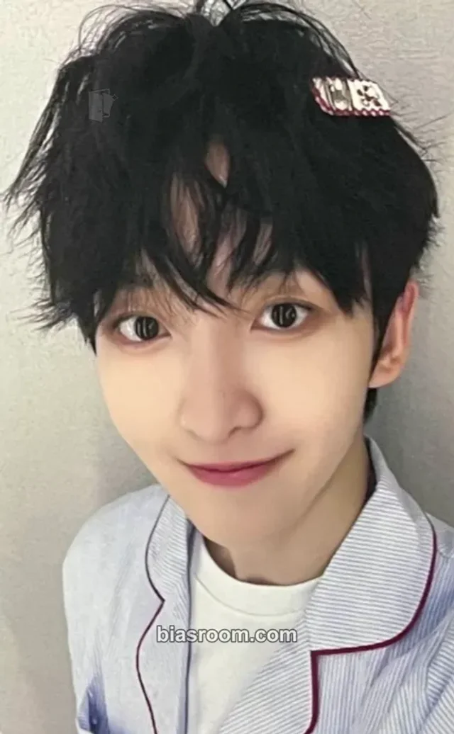 KickFlip - Donghyeon - My First Kick Album makestar winner benefit video call (fancall) 1:1 round 3