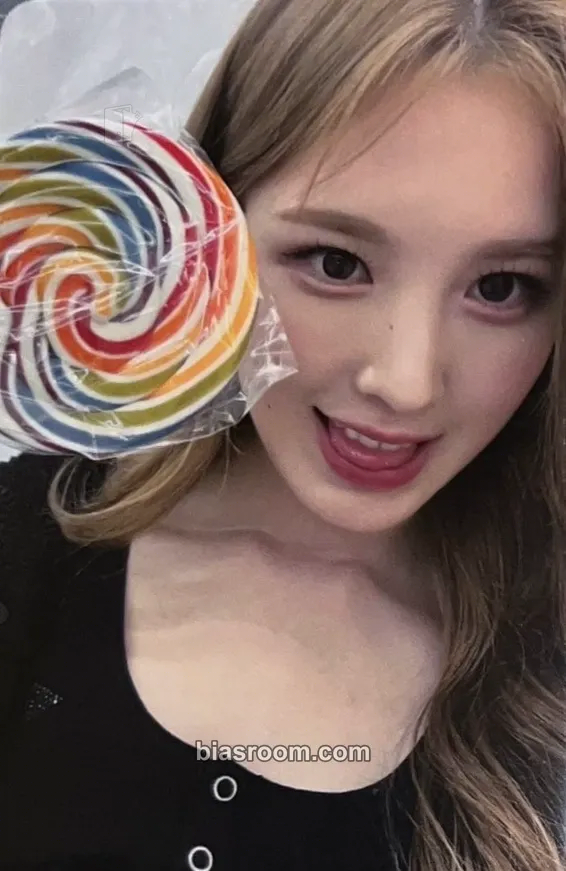 Jaehee Weeekly University Festival: 1st Fanconcert in Japan Photocard - Weeekly - Weeekly K-pop photocard
