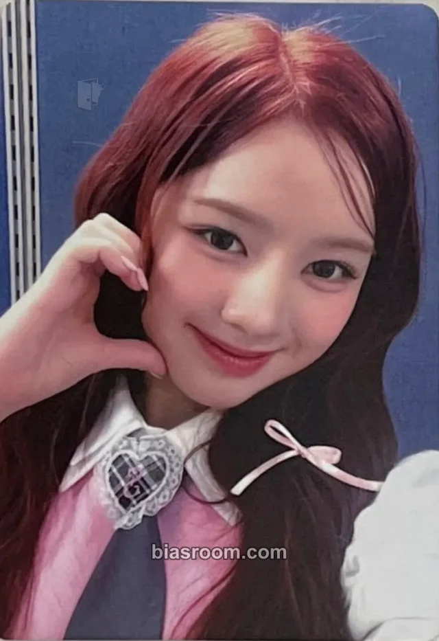 UNIS - Elisia - SWICY Album kissent japan video call (fancall)