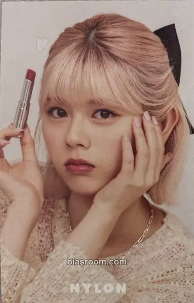 NiziU - Riku - Niziu x Nylon Magazine Other magazine photocard nylon magazine photocard set