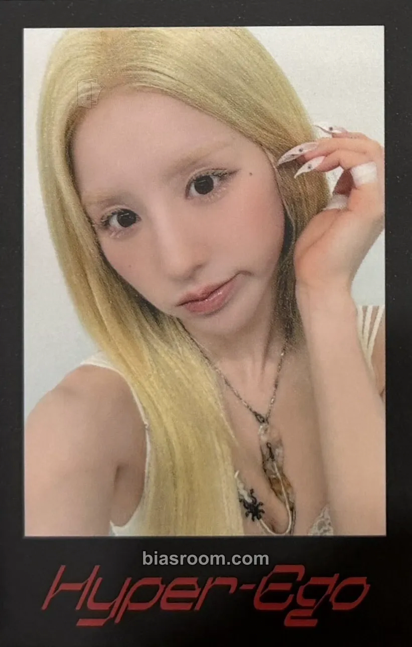 HeeJin Hyper-Ego Photocard - ARTMS - ARTMS K-pop photocard