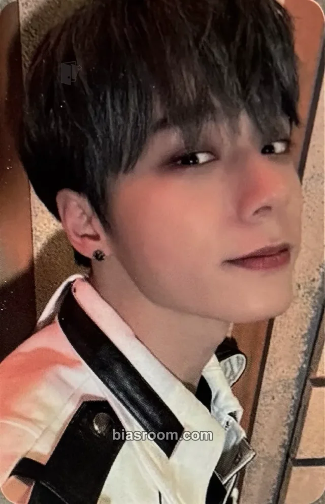 ONEUS - Hwanwoong - TRICKSTER Album ktown4u round 2
