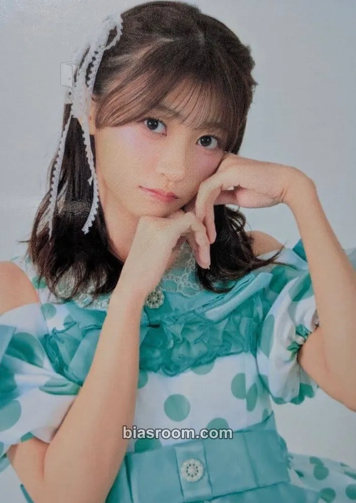 Kana Itakura KAWAII LAB. BEST ALBUM Photocard - Cutie Street - Cutie Street K-pop photocard