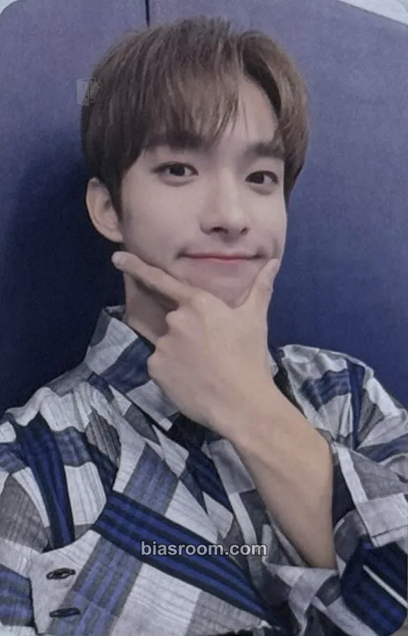 DK Heng:garæ Photocard - SEVENTEEN - SEVENTEEN K-pop photocard