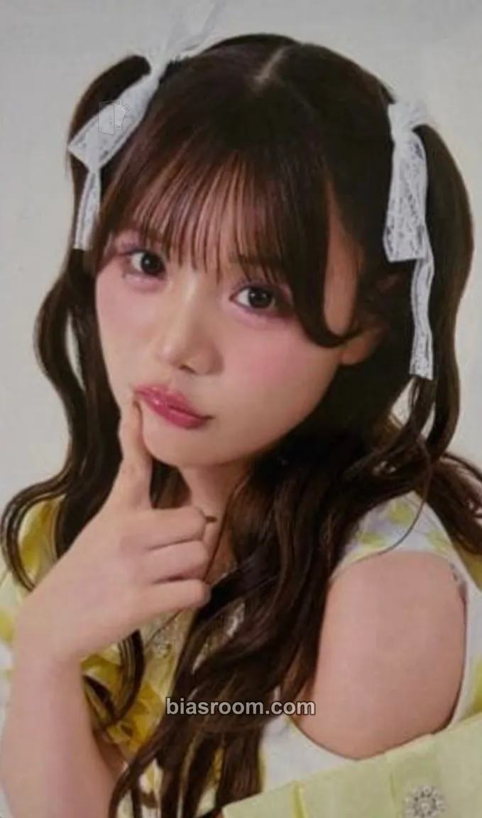 Risa Furusawa Kawaii Lab X Tower Records Cafe Photocard - Cutie Street - Cutie Street K-pop photocard