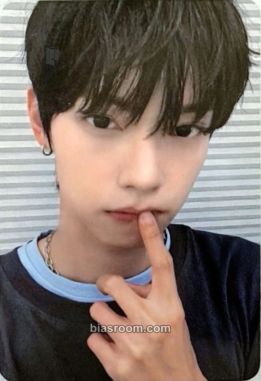 Chuei Li Yu YOUTH ERROR Photocard - FLARE U - FLARE U K-pop photocard