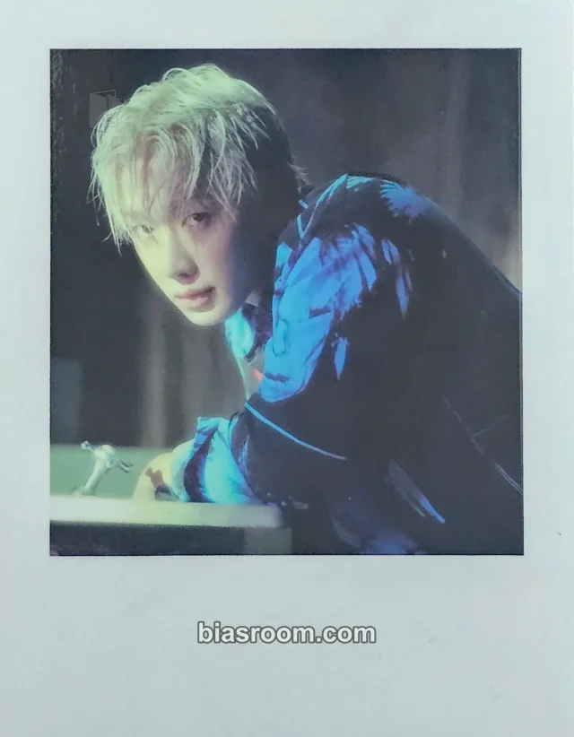 Wonho - Wonho - CORE Album polaroid album inclusion raw version shell version