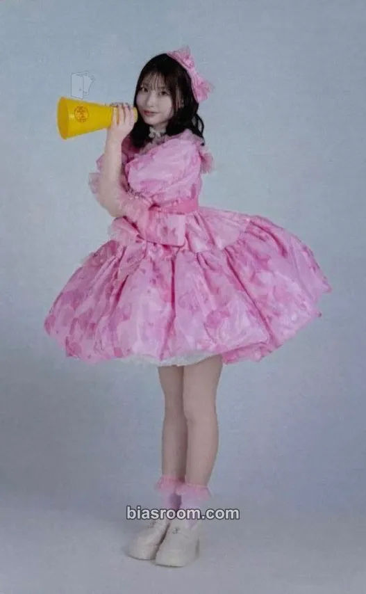 Haruka Sakuraba We can’t stop suddenly! / The project of earth-makeup Photocard - Cutie Street - Cutie Street K-pop photocard