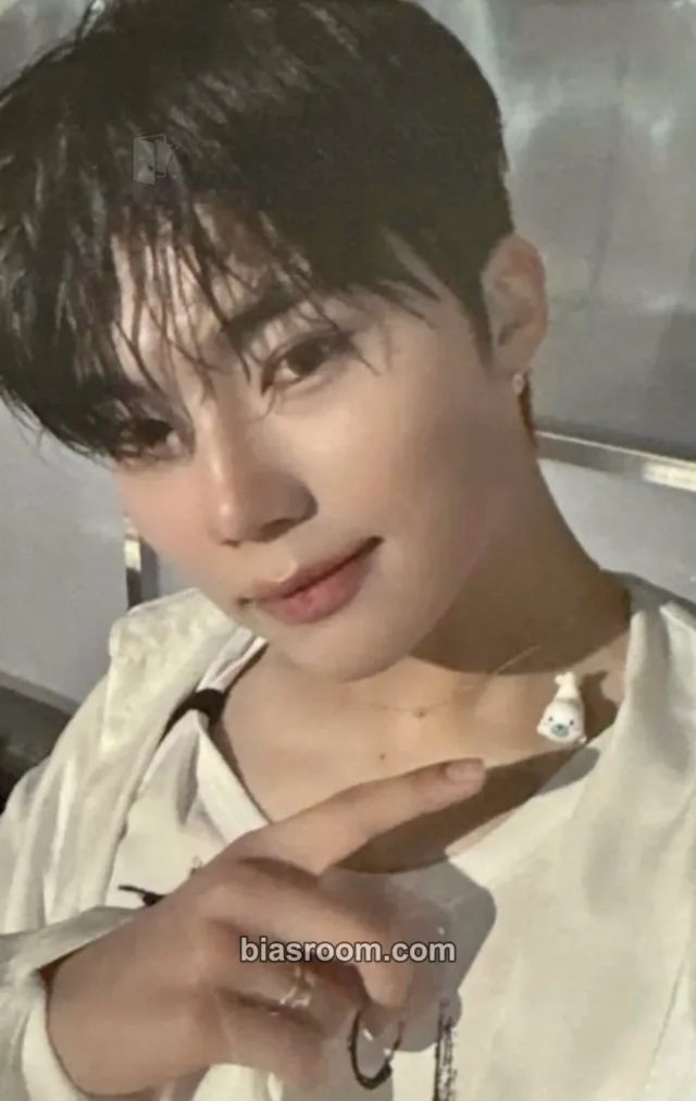 ZEROBASEONE - Gunwook - You Had Me at Hello Album broadcast week 3