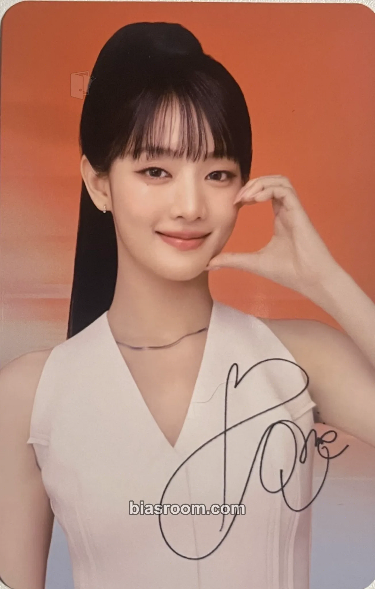 Minnie Minnie x SKINTIFIC Photocard - i-dle - i-dle K-pop photocard