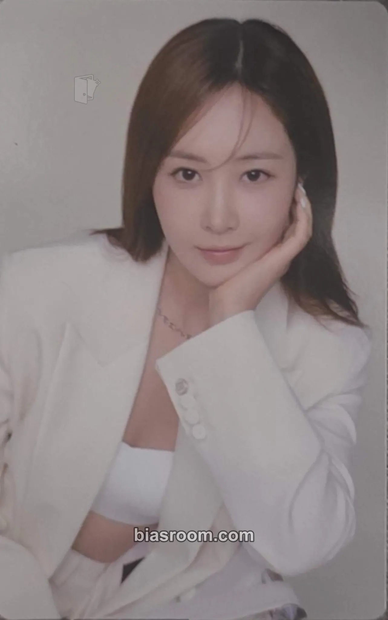Yuri Season's Greetings 2024 Photocard - Girls' Generation - Girls' Generation K-pop photocard