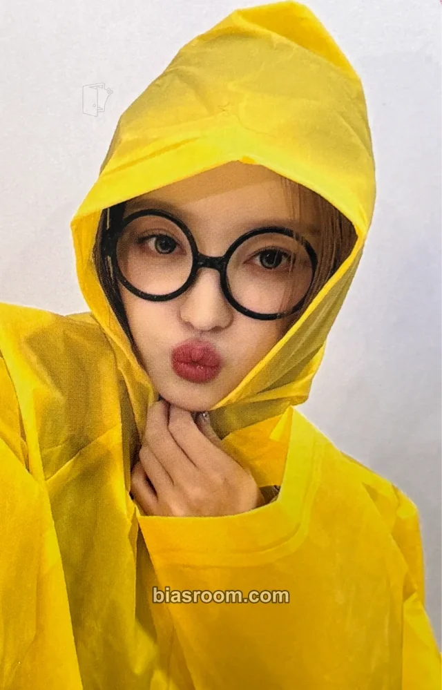 OH MY GIRL - YooA - Borderline Album makestar online round 1 solo album