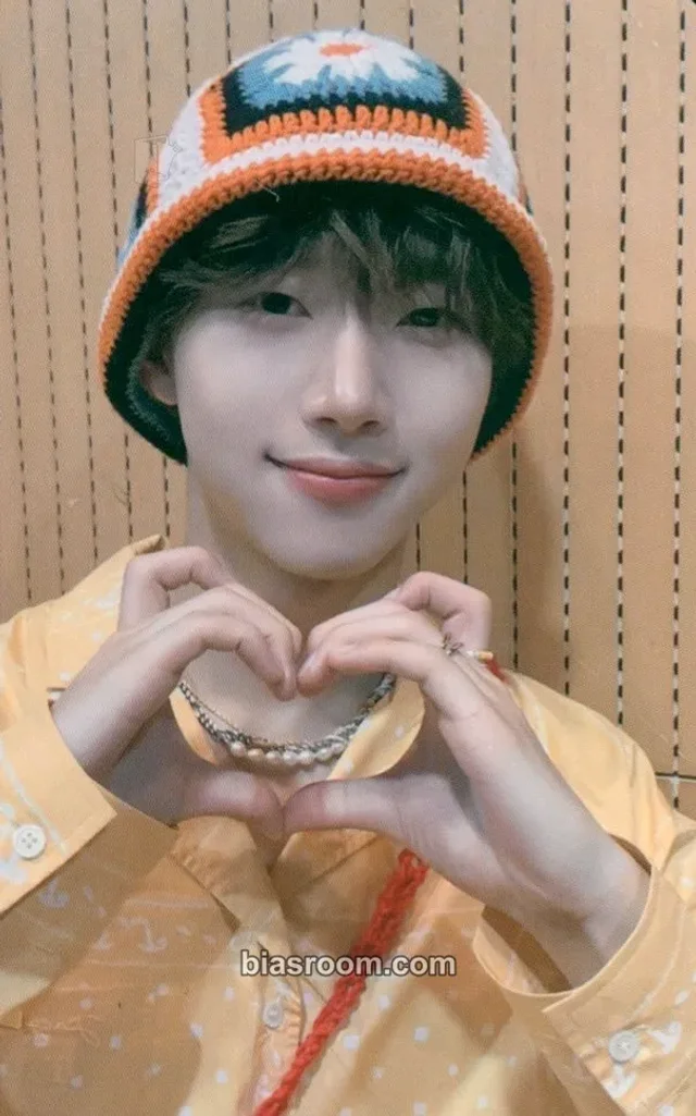xikers - Hyunwoo - HOUSE OF TRICKY : HOW TO PLAY Album fromm store video call (fancall) round 2
