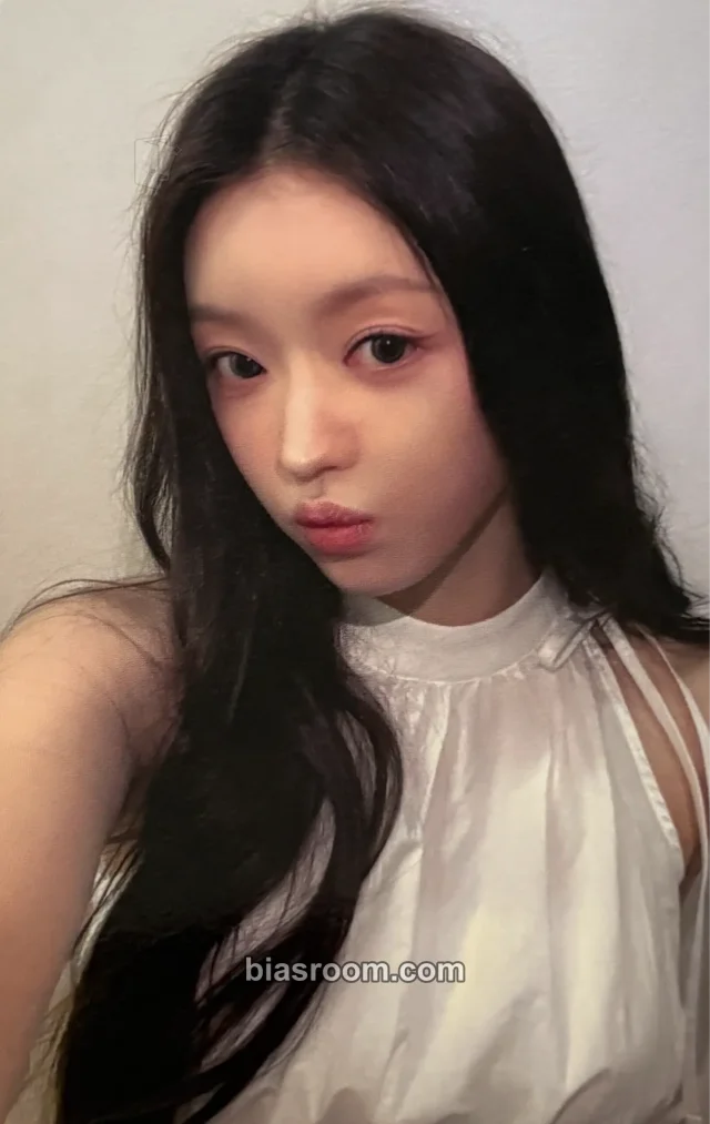 OH MY GIRL - YooA - Borderline Album soundwave online round 2