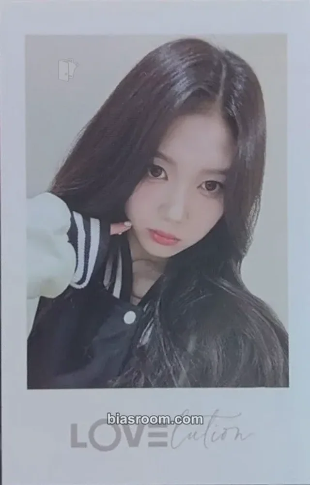 tripleS - Yubin - Muhan Album makestar fansign video call (fancall) polaroid
