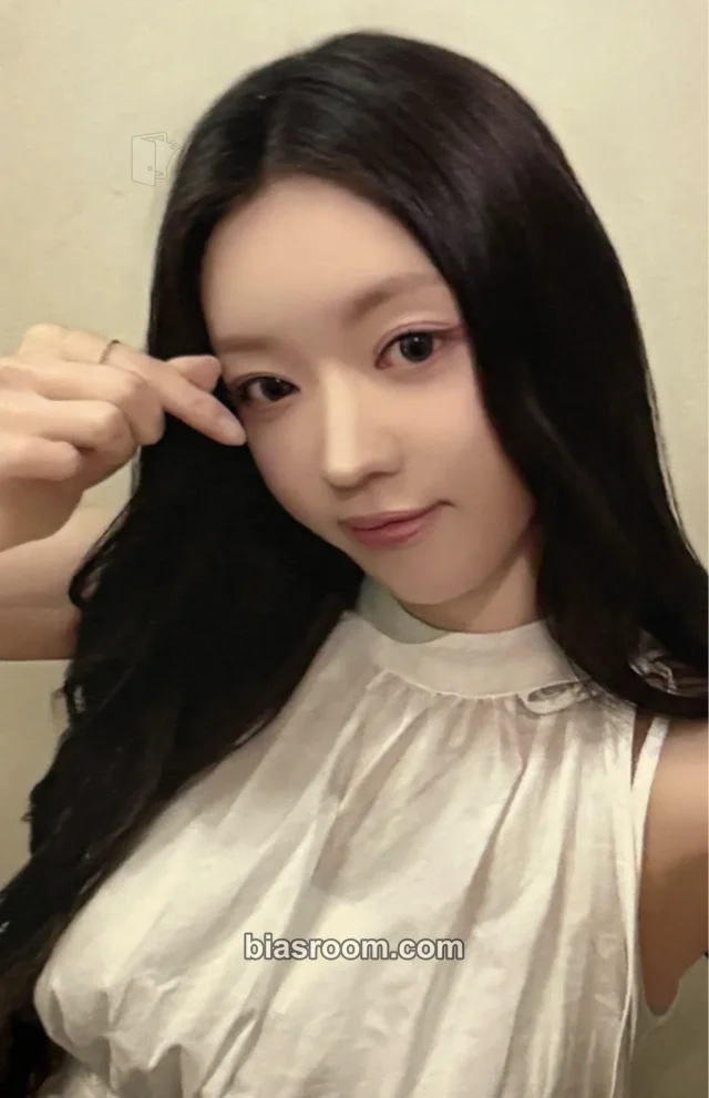 OH MY GIRL - YooA - Borderline Album makestar round 4 online double-sided
