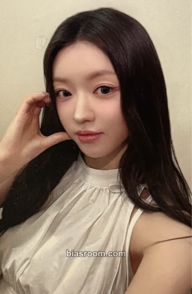 OH MY GIRL - YooA - Borderline Album makestar round 4 online double-sided
