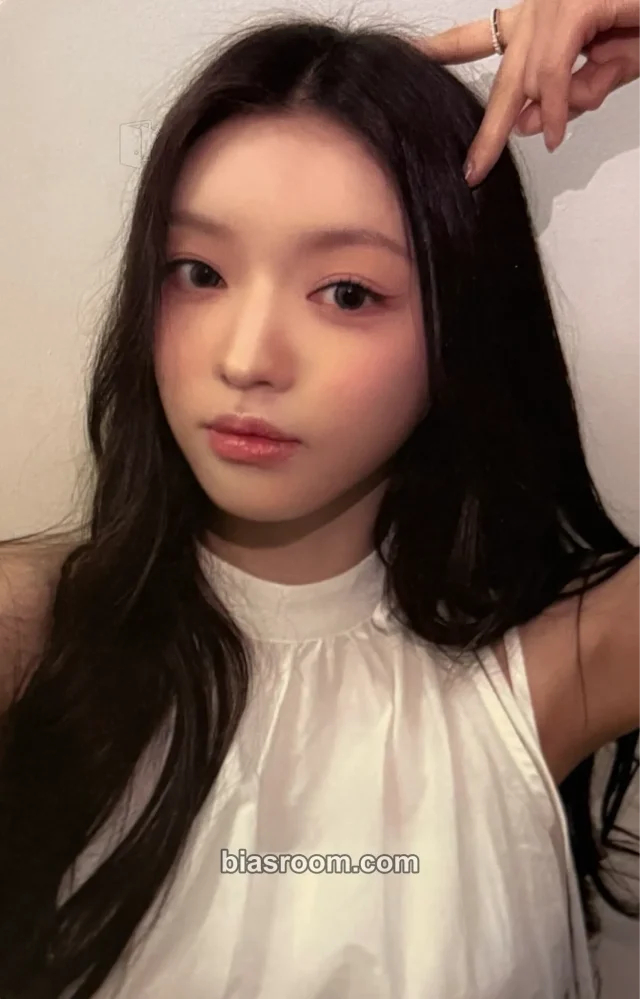 OH MY GIRL - YooA - Borderline Album soundwave round 2 online